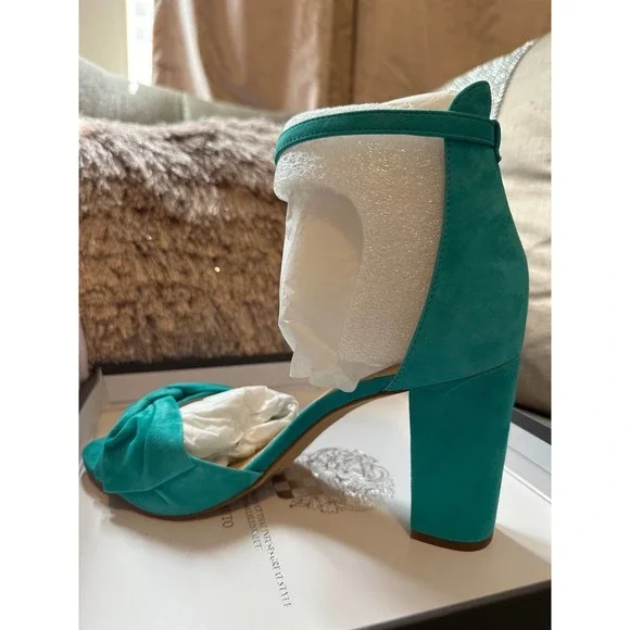 NEW Vince Camuto Carrelen Sandals - 9.5 - Picture 4 of 7